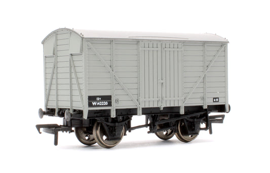 Pre-Owned 12T BR Grey Vent Van No.W142220