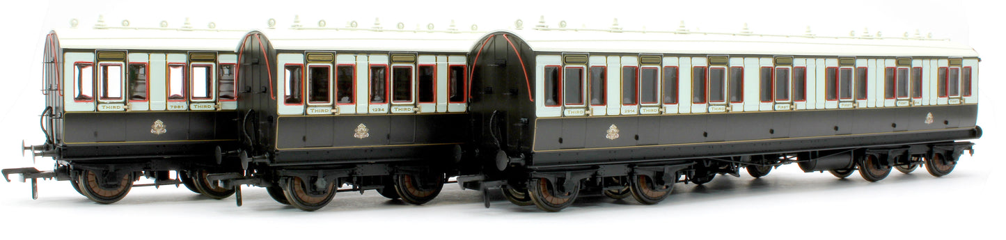 978009 48' LNWR ‘Evolution’ Bogie Coach Non-Corridor Carriage No.7981, No.1234 & No.2914 3-Pack