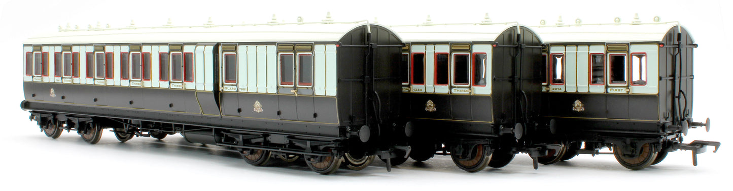 978009 48' LNWR ‘Evolution’ Bogie Coach Non-Corridor Carriage No.7981, No.1234 & No.2914 3-Pack