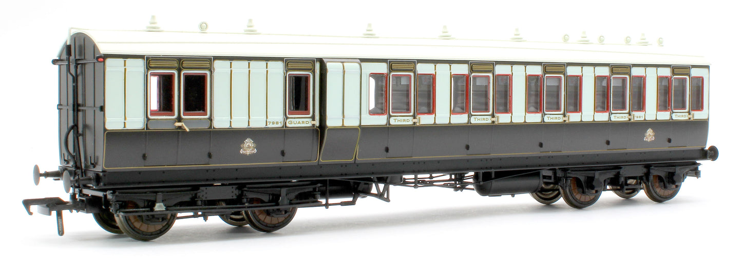 978009 48' LNWR ‘Evolution’ Bogie Coach Non-Corridor Carriage No.7981, No.1234 & No.2914 3-Pack