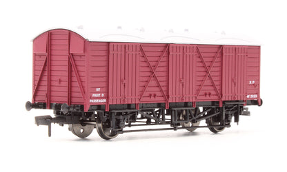 Pre-Owned 4F-014-003 BR Fruit D Van 'W 2023'