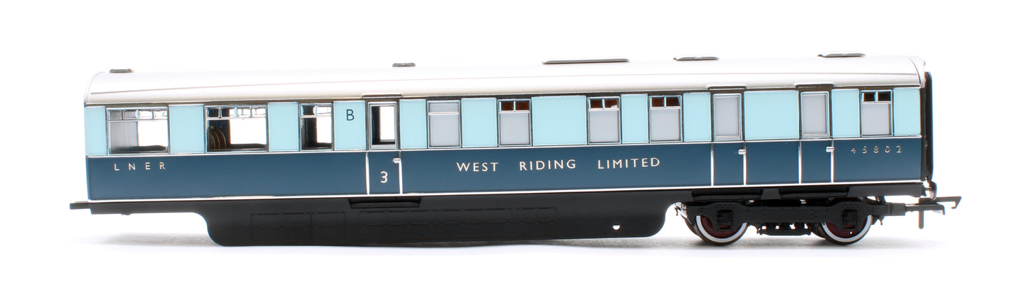 R40477 LNER West Riding Limited Brake Third & Kitchen Third Articulated Coach Pack