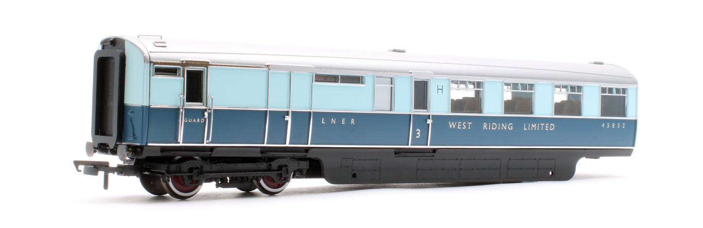 LNER West Riding Limited Open Third & Brake Third Articulated Coach Pack