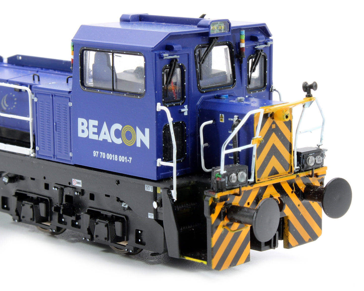 Clayton Class 18 (18006-15) / CBD90 Beacon Rail Hybrid Battery Diesel Locomotive (BMAC Light Cluster)