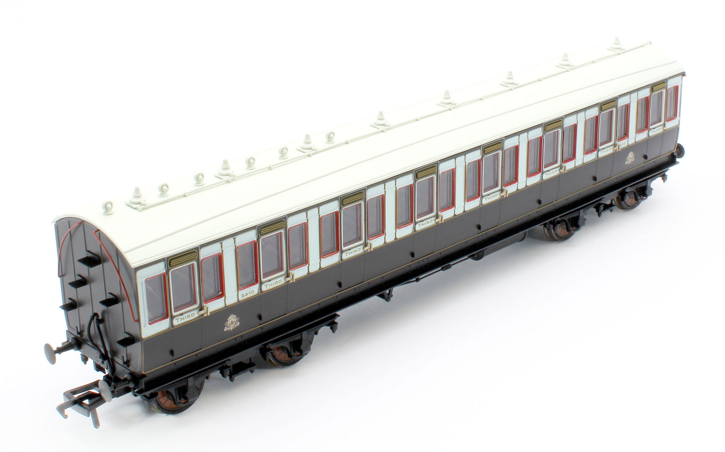 978011 48' LNWR ‘Evolution’ Bogie Coach Non-Corridor Third No.2410