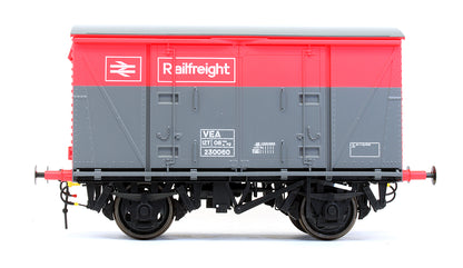Pre-Owned Set Of 6 VEA 12t Goods Vans (Vanwide) Railfreight Red / Grey - Exclusive Edition