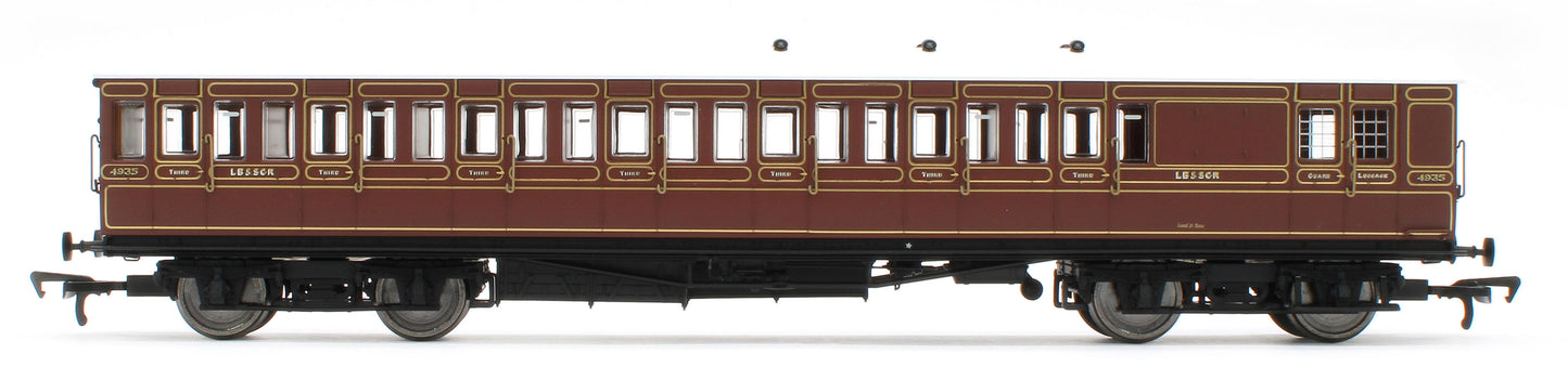 E86025 54ft non-Corridor Brake Third LBSCR Raw Umber No.4935