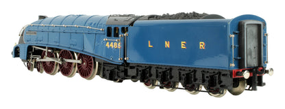 Pre-Owned E4 LNER Garter Blue Class A4 4-6-2 'Kestrel' 4485 Steam Locomotive
