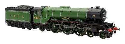 Pre-Owned R2261 LNER 4-6-2 Class A3 4472 'Flying Scotsman' Steam Locomotive