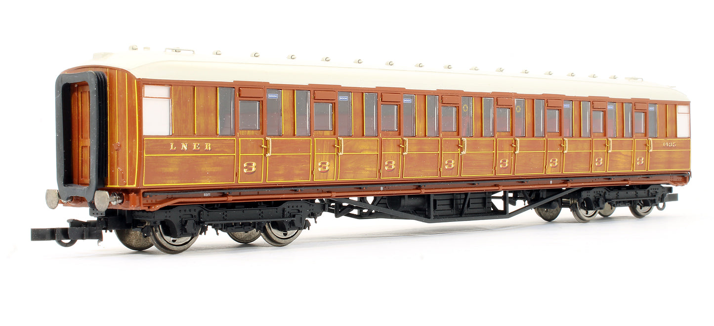 Pre-Owned LNER 61ft 6in Corridor 3rd Class Coach '1435'