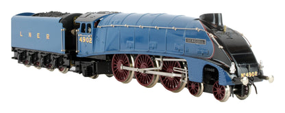 Pre-Owned E4 LNER Blue Class A4 4-6-2 'Seagull' 4902 Steam Locomotive