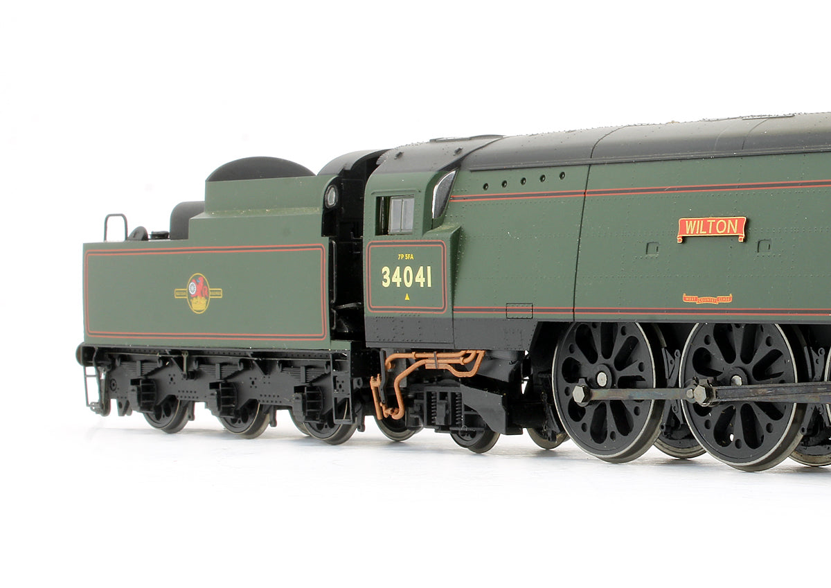 Pre-Owned R2218 BR 4-6-2 West Country Class 34041 'Wilton' Steam Locomotive