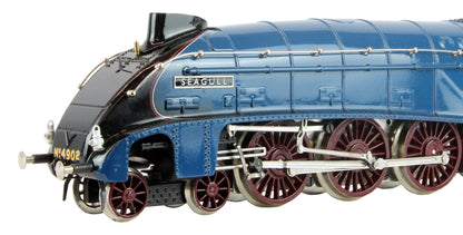 Pre-Owned E4 LNER Blue Class A4 4-6-2 'Seagull' 4902 Steam Locomotive