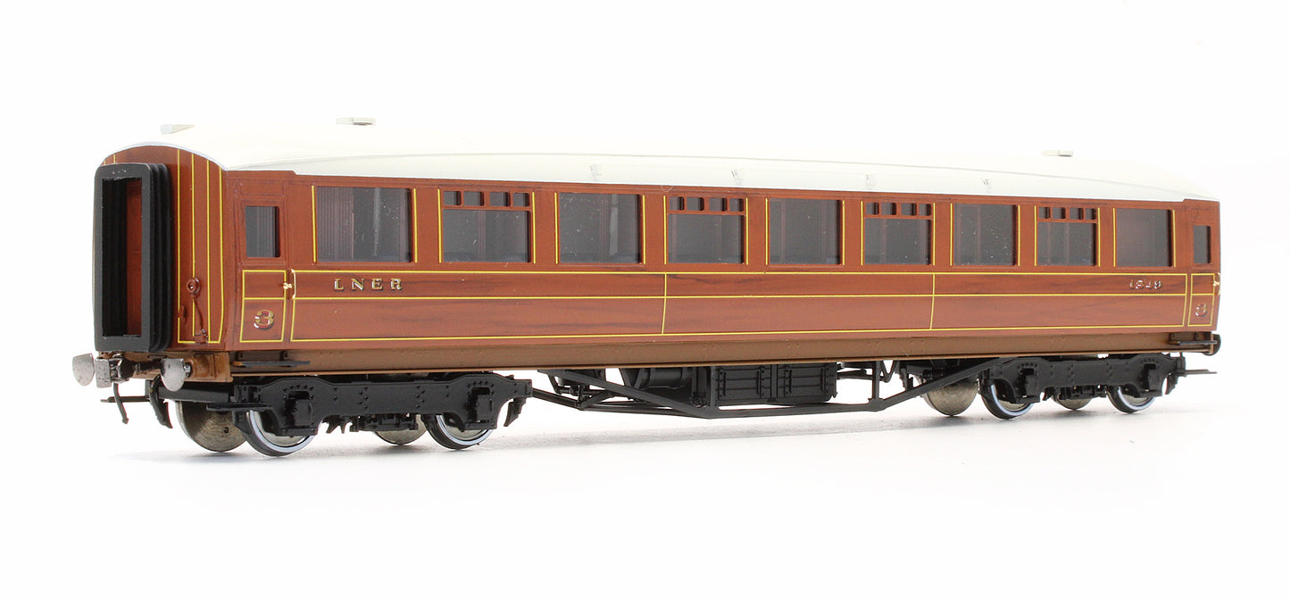 Pre-Owned LNER Teak Gresley 3rd Coach No.1849
