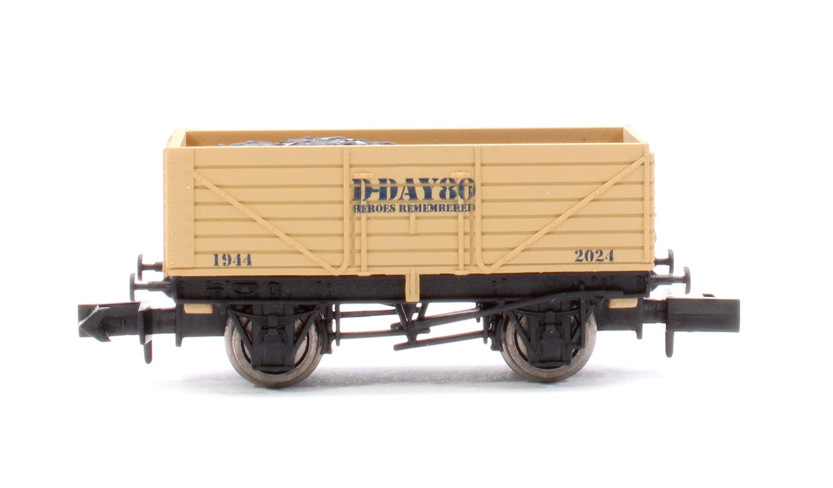 Pre-Owned 7 Plank D Day 80th Anniversary