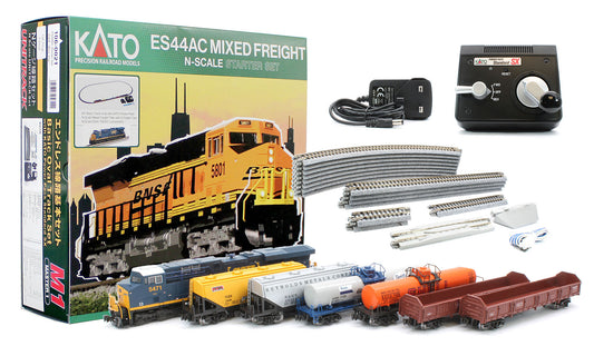 106-0021 CSX Dark Future GE ESS44AC Freight Train Set