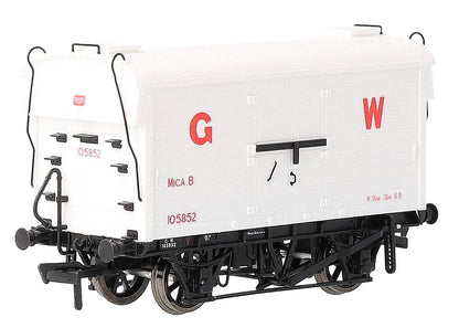 KRM-MICA-OO-5 GWR ‘Mica B’ Refrigerated Meat Van - SVR Van 2 - 105852