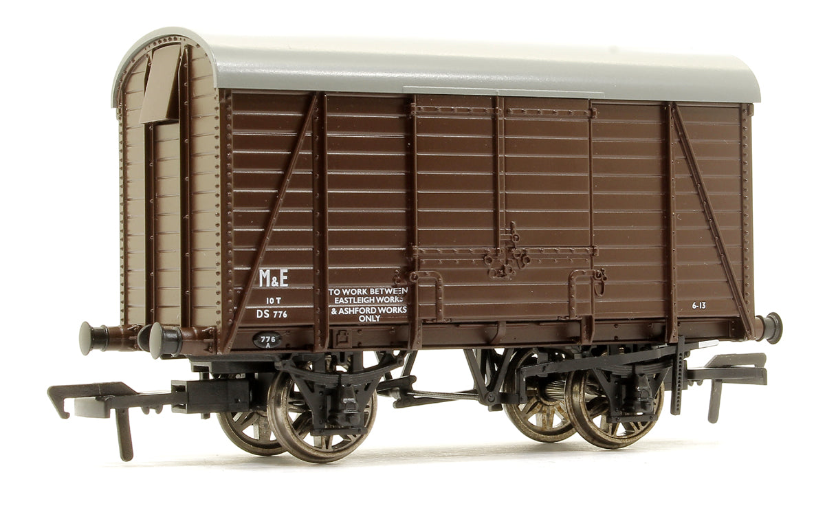 Pre-Owned 927010 SECR Dia. 1426 Covered Van No. DS776, Departmental brown