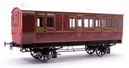 Set of 4 Terrier A1 Tank Locomotive & Stroudley 4 Wheel Coaches - Bundle 2