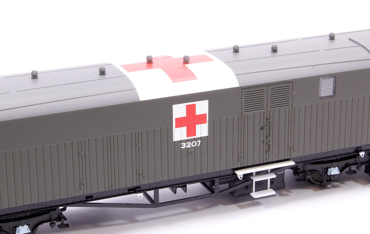 Siphon G - Ex-Dia. O.33 Overseas Ambulance Train No.32 Ward Car - Olive Green (c/w Red Cross): A5 3207