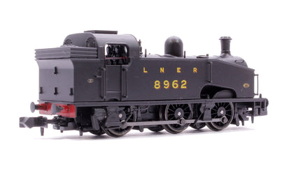 Class J50 LNER Black (Unlined) 0-6-0 Tank Locomotive No.8962