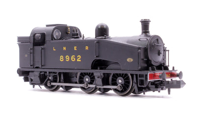 Class J50 LNER Black (Unlined) 0-6-0 Tank Locomotive No.8962