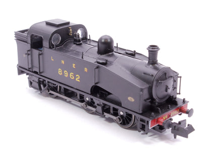 Class J50 LNER Black (Unlined) 0-6-0 Tank Locomotive No.8962