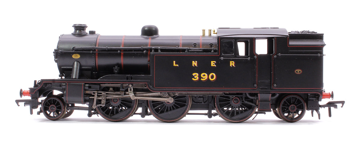 LNER V3 2-6-2 Tank Locomotive No.390 LNER Lined Black