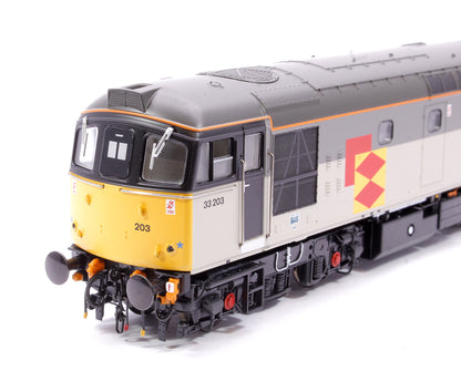 Class 33/2 33203 BR Railfreight Distribution Diesel Locomotive