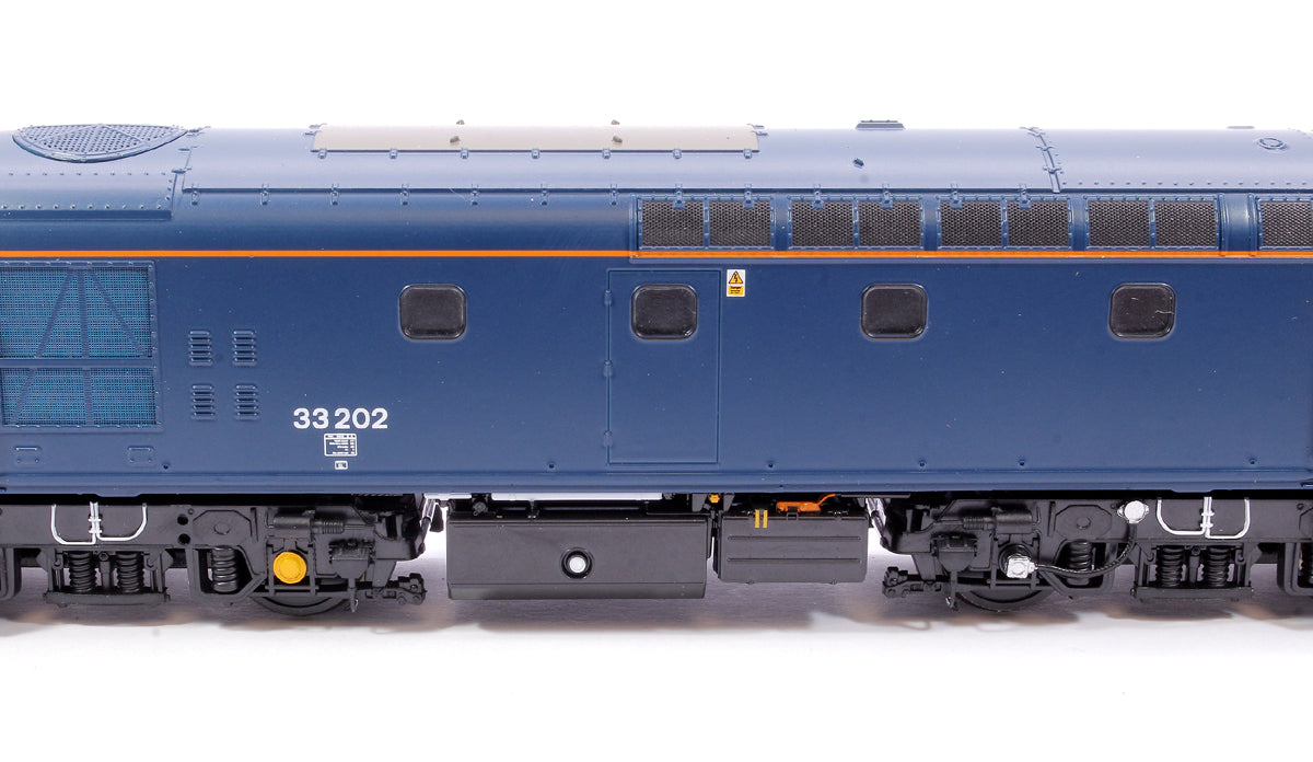 Pre-Owned 3338 Class 33/2 33202 BR Blue (orange cantrail line/headlight) Diesel Locomotive