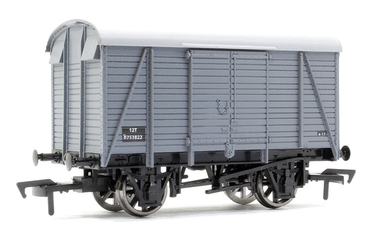 4F-021-005 Box Van BR 753846