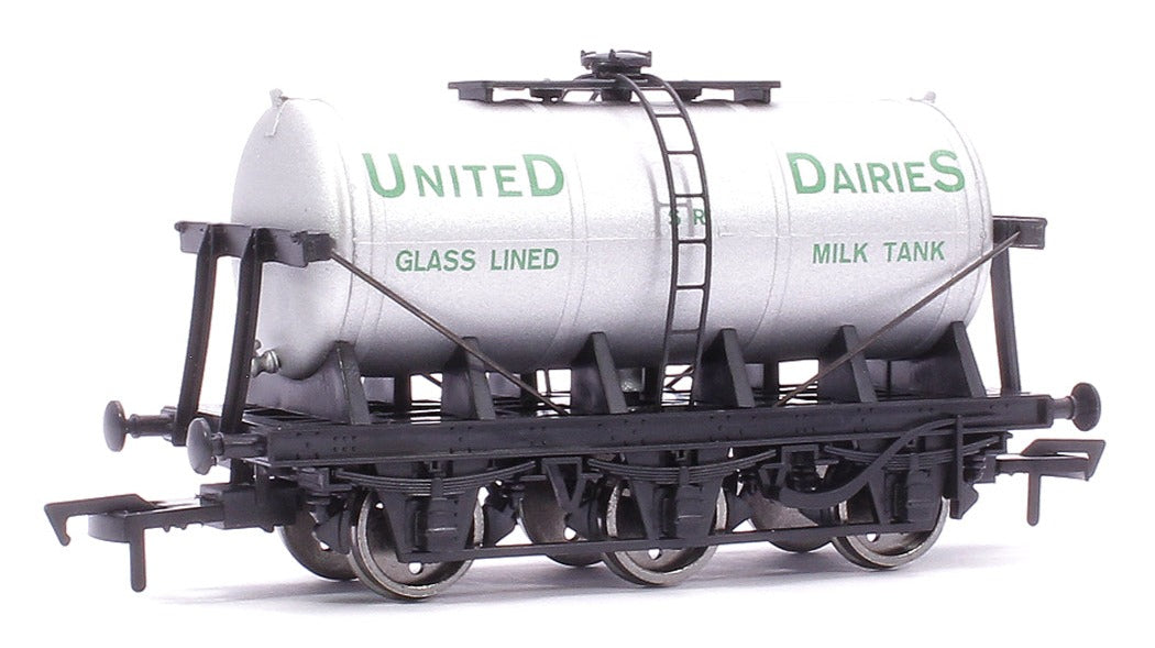Pre-Owned 6 Wheel Milk Tanker SR United Dairies