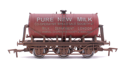 Pre-Owned 4F-031-038 6 Wheel Milk Tanker Co-op Milk Red - Weathered