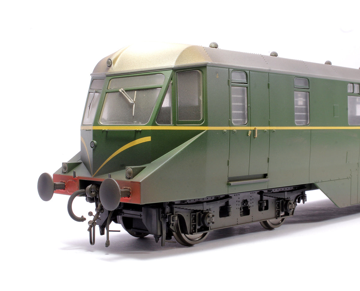 Custom Weathered GWR AEC ‘Razor Edge' Railcar BR green with speed whiskers (white cab roofs) No.W32W Diesel Locomotive