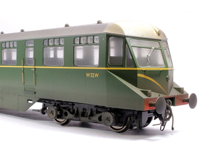 Custom Weathered GWR AEC ‘Razor Edge' Railcar BR green with speed whiskers (white cab roofs) No.W32W Diesel Locomotive