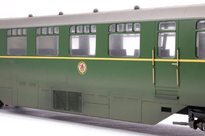 Custom Weathered GWR AEC ‘Razor Edge' Railcar BR green with speed whiskers (white cab roofs) No.W32W Diesel Locomotive