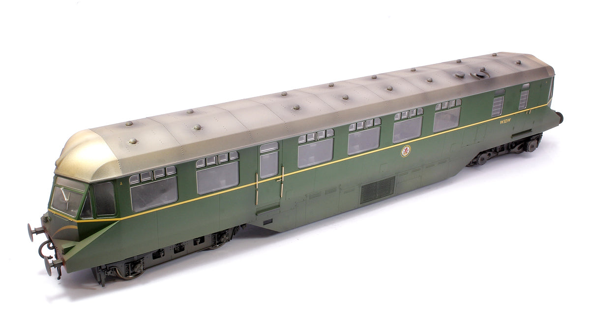 Custom Weathered GWR AEC ‘Razor Edge' Railcar BR green with speed whiskers (white cab roofs) No.W32W Diesel Locomotive