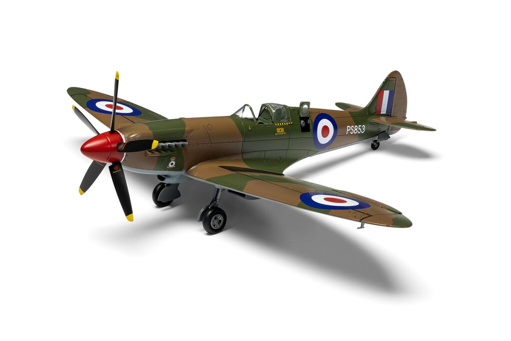 Supermarine Spitfire PR.XIX Model Kit