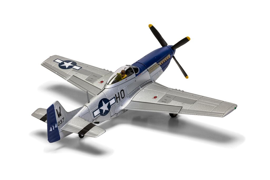 AA27709 North American P-51D Mustang, ‘Moonbeam McSWINE’, William T. ‘Bill’ Whisner Jr, 1945