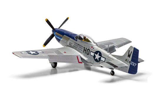 AA27709 North American P-51D Mustang, ‘Moonbeam McSWINE’, William T. ‘Bill’ Whisner Jr, 1945