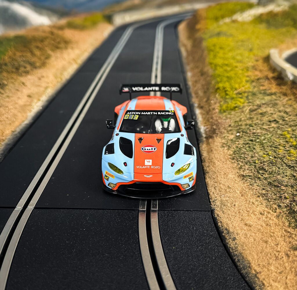 C4655 Aston Martin GT3 Vantage - Bathurst 2025 - Gulf Edition