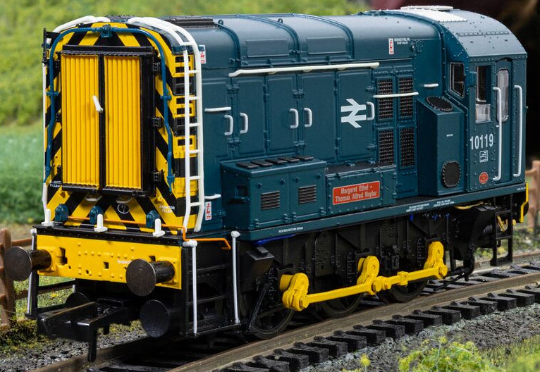R30506 Class 10 BR Blue 10119 'Margaret Ethel-Thomas Alfred Naylor' Diesel Locomotive