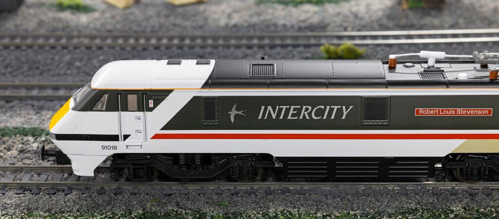 R30527 RailRoad Class 91 Intercity 91018 'Robert Louis Stevenson' Electric Locomotive