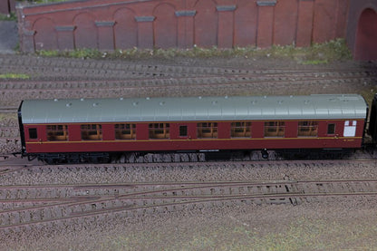 R40506 Mark 1 SK Second Corridor BR Maroon W24371