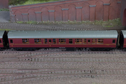 R40509 Mark 1 CK Composite Corridor BR Maroon E15276