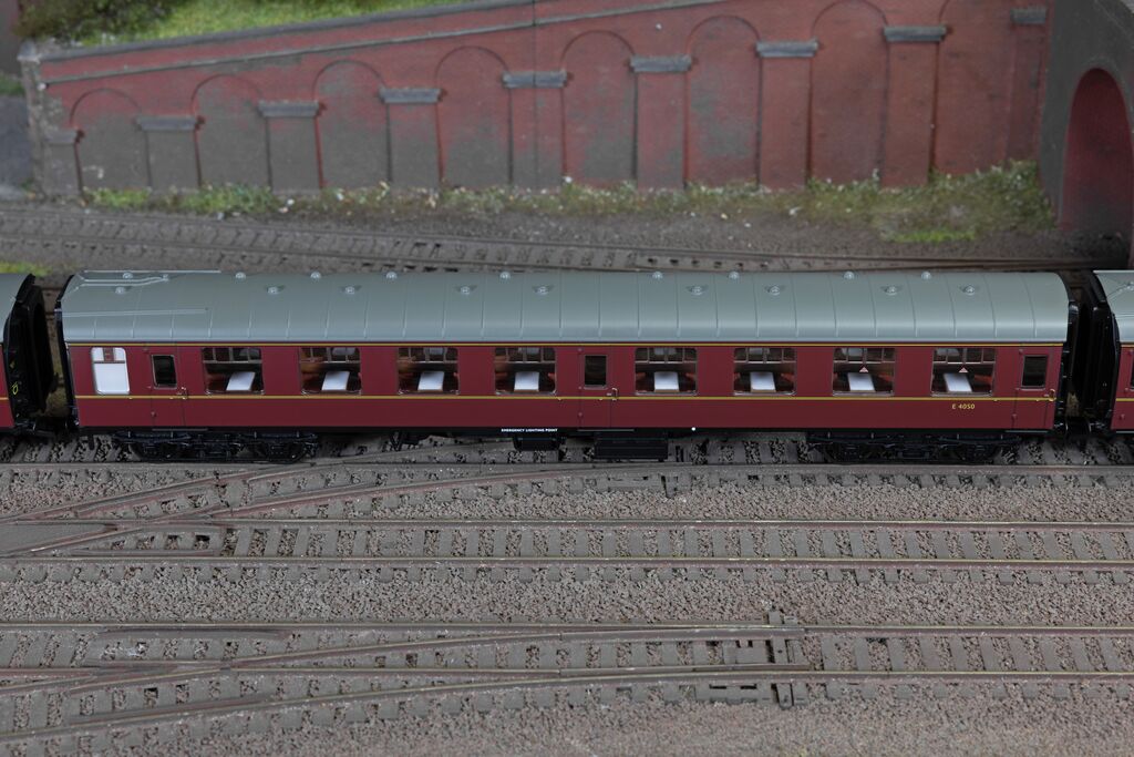 R40517 Mark 1 TSO Second Open BR Maroon E4050