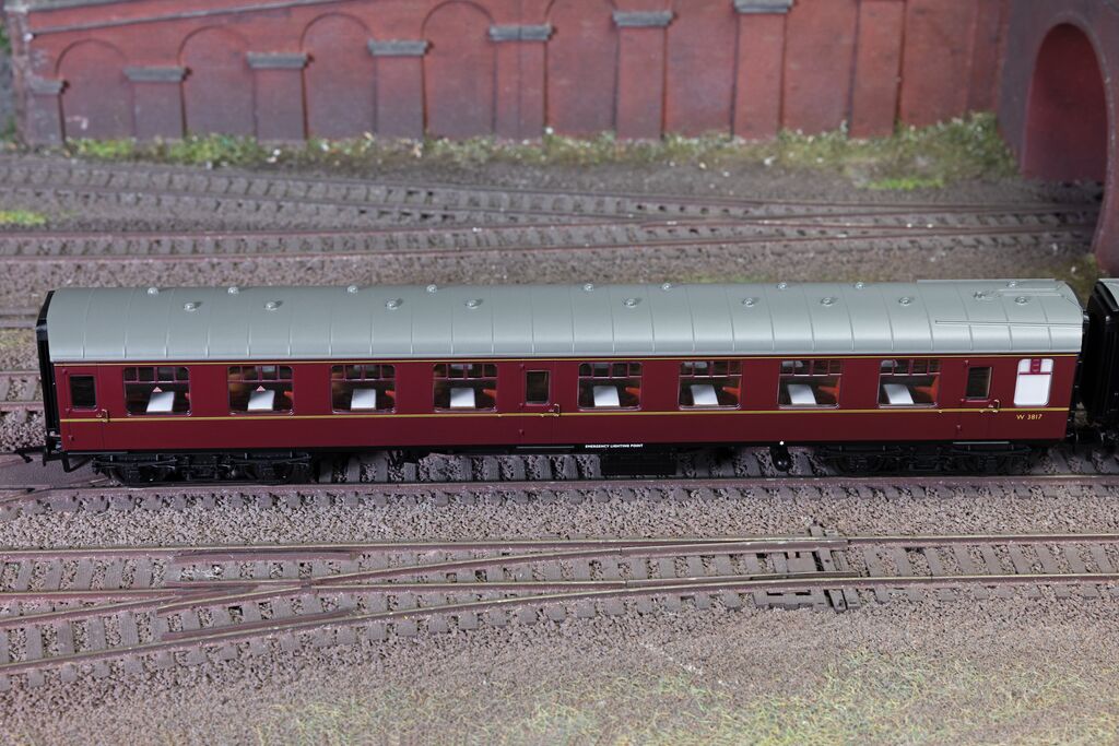 R40518 Mark 1 TSO Second Open BR Maroon W3817