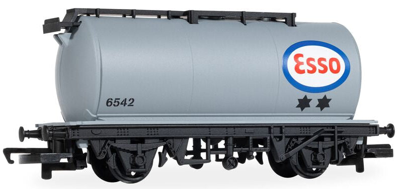 R60362 RailRoad TTA 45T Tank Wagons - Triple Pack