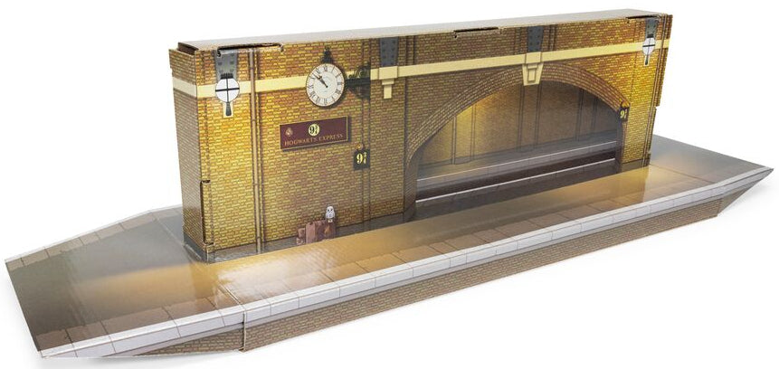 R9370SSM Playtrains Hogwarts Express Train Set with Steam