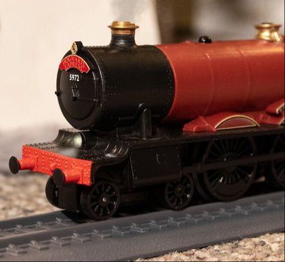 R9370SSM Playtrains Hogwarts Express Train Set with Steam